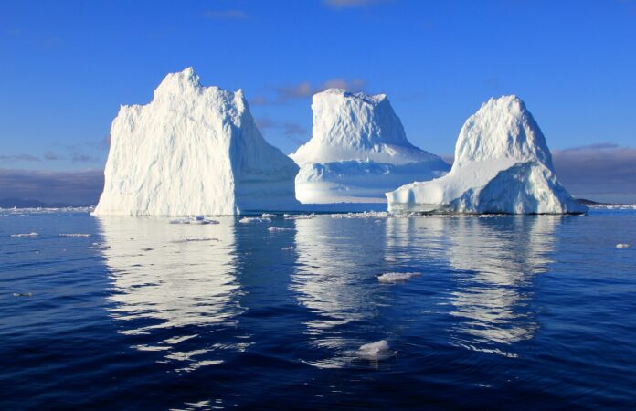 Groenlandia sigue sufriendo la perdida de capa de hielo