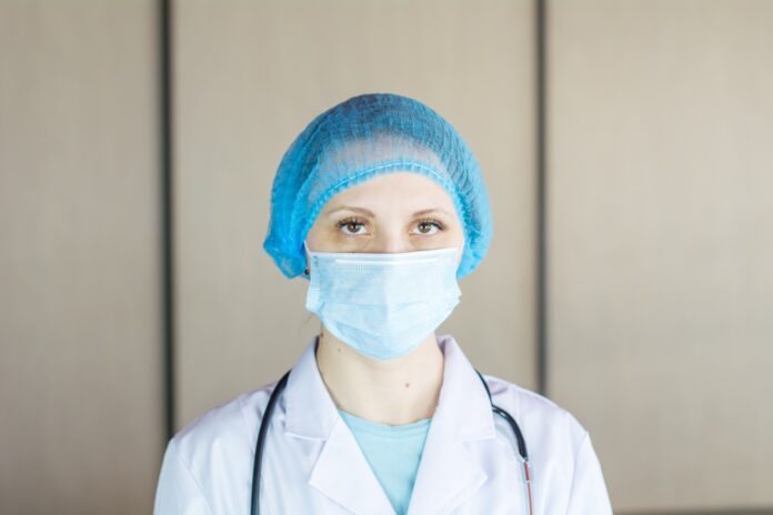 Nueva guía insta a reforzar la protección de los trabajadores sanitarios