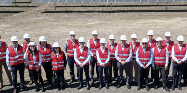 Empresas globales visitan planta fotovoltaica de Iberdrola México