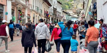 Influenciar las tasas de fecundidad, no; empoderar a la mujer, sí