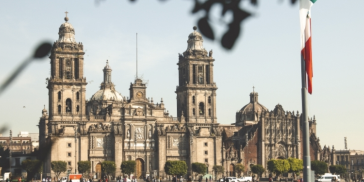 Ciudad de México firma el Compromiso Global por la Nueva Economía del Plástico