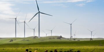 avanza su estrategia renovable, instalando casi 3,000 MW en los últimos doce meses